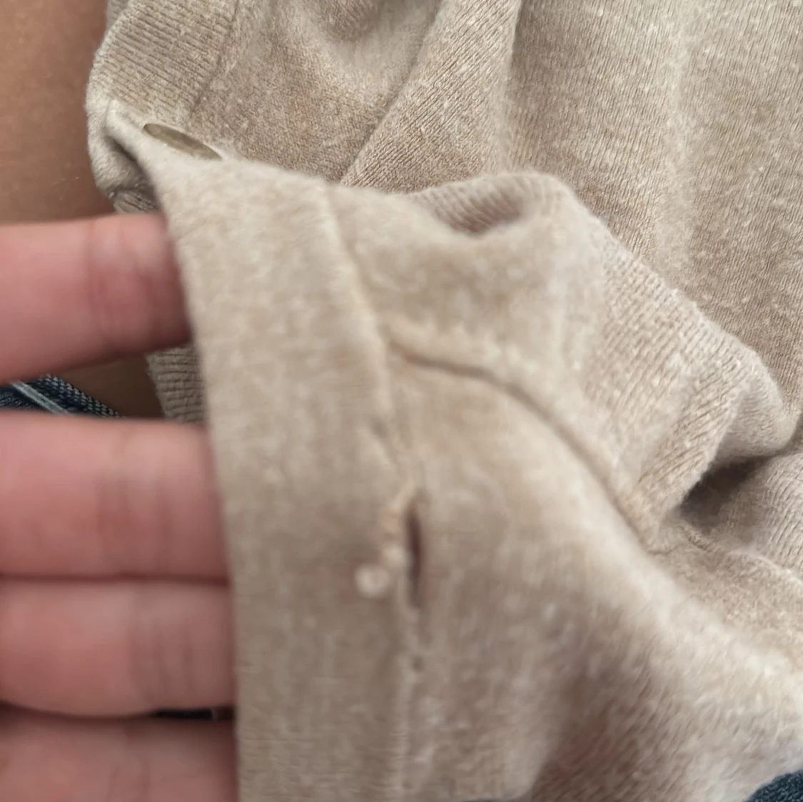 Beige stickad tröja från Zara - 3