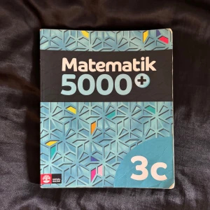 Matematik 5000+ 3c - Hej, jag säljer min matematik 5000+ 3c bok då jag inte behöver den längre. Har tagit hand om den väl! Nypris 600kr priset går att diskutera 