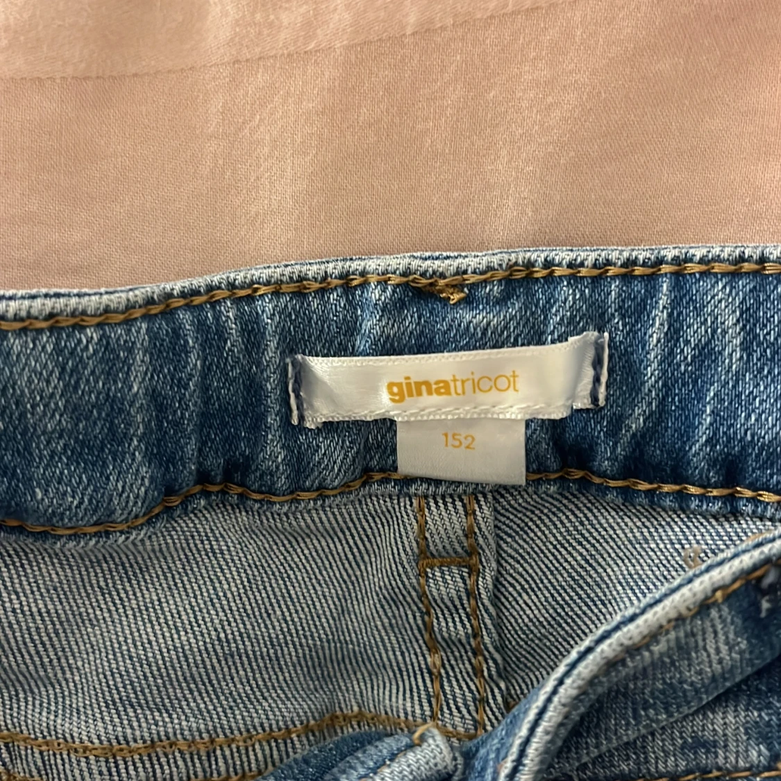 Blåa bootcut jeans💕 - 3
