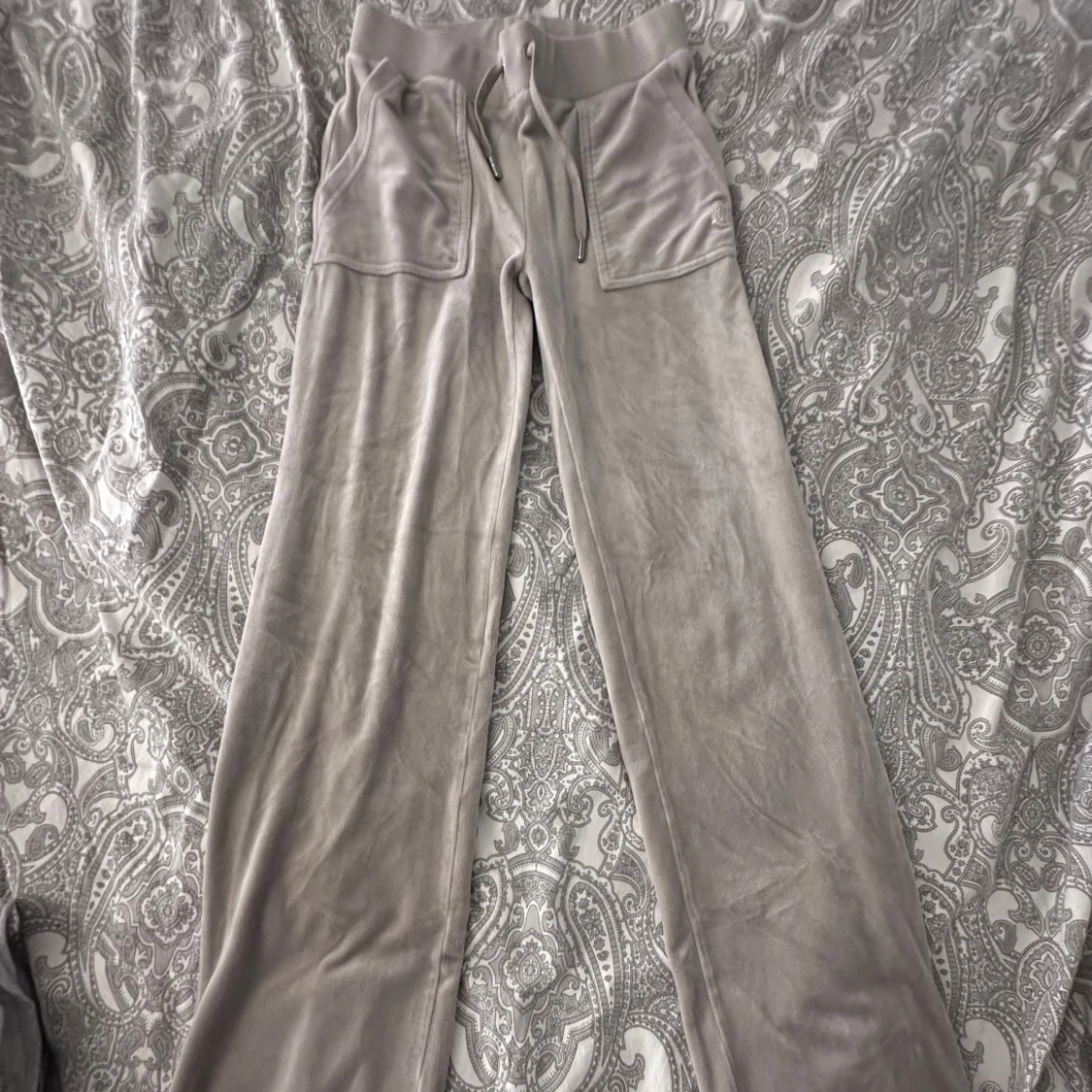 Beige byxor Juicy Couture XS