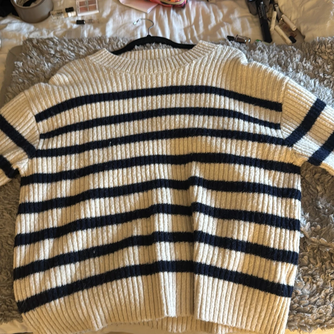 Randig stickad tröja från H&M