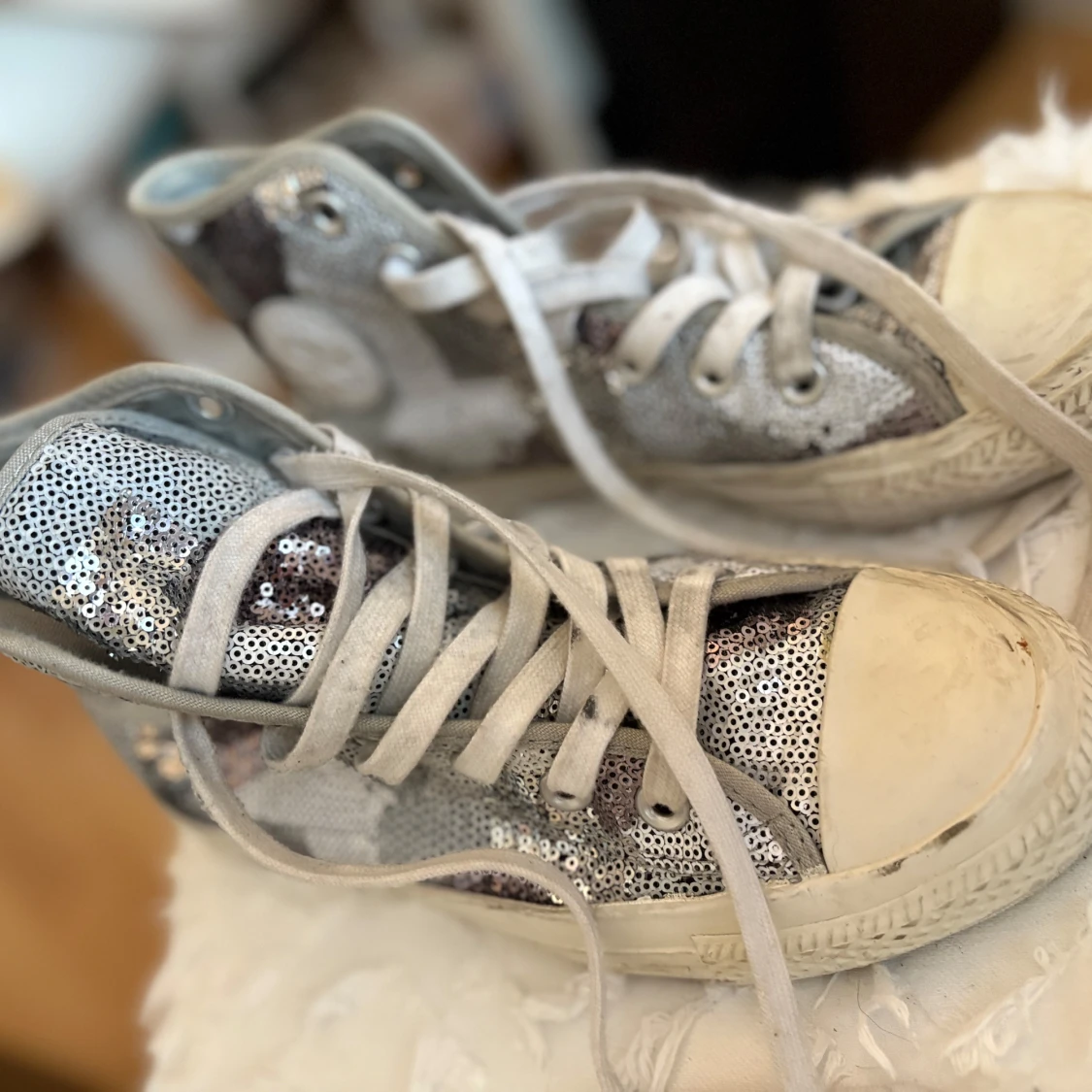 Glittriga Converse high-top sneakers