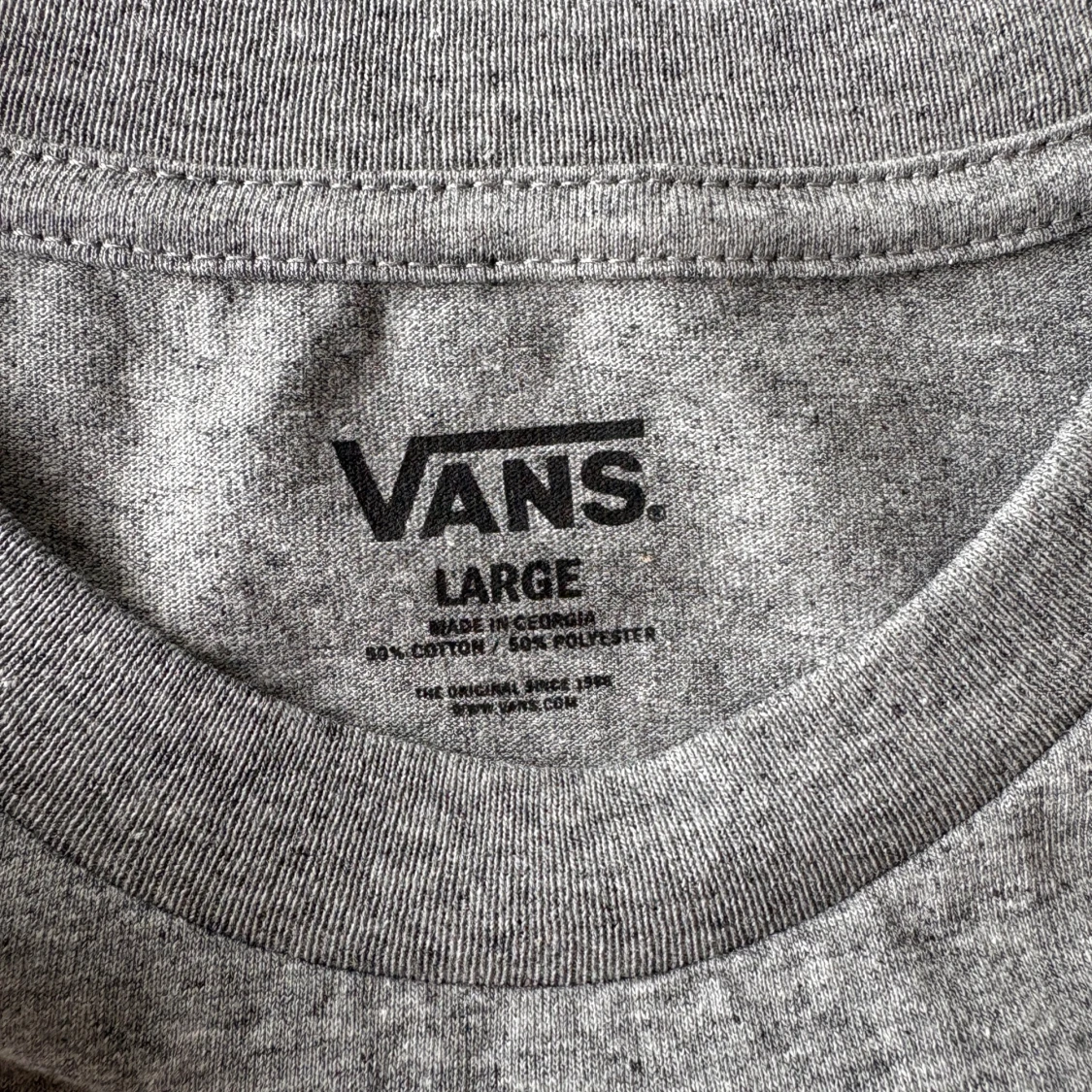 Två Vans t-shirt svart och grå, JR Large - 4