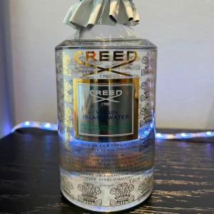 Creed Virgin Island Water 30ml dekant - Säljer 30ml sample av denna doft. Riktigt trevlig lime med kokosnöt. 