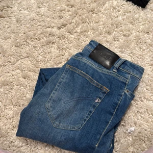 Dondup jeans - Dondup kickflare jeans Mandy superskinny bootcut fit W28