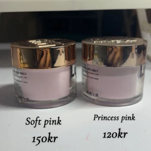 Akryl pulver - Från luu nails knappt använda 