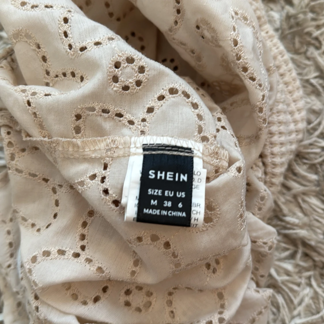 Beige tubtopp med spets  - 3