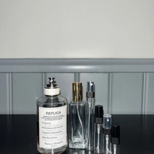 1ml by the fireplace  2ml parfums de Marly oajan - 1ml by the fireplace, 2ml PDM oajan 25+49=74kr