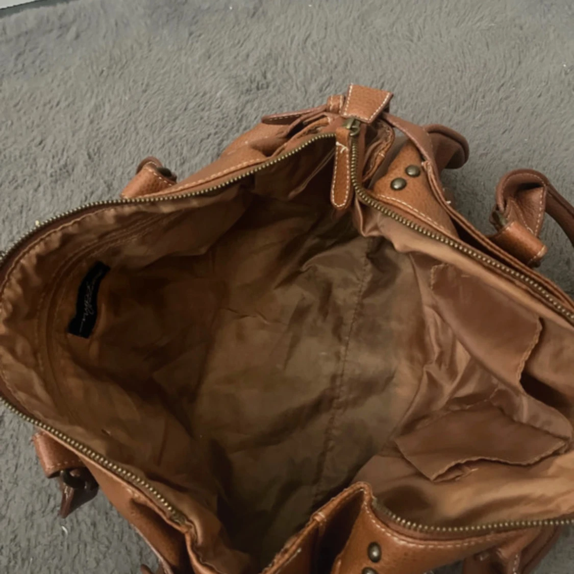 Två stycken väskor - 2