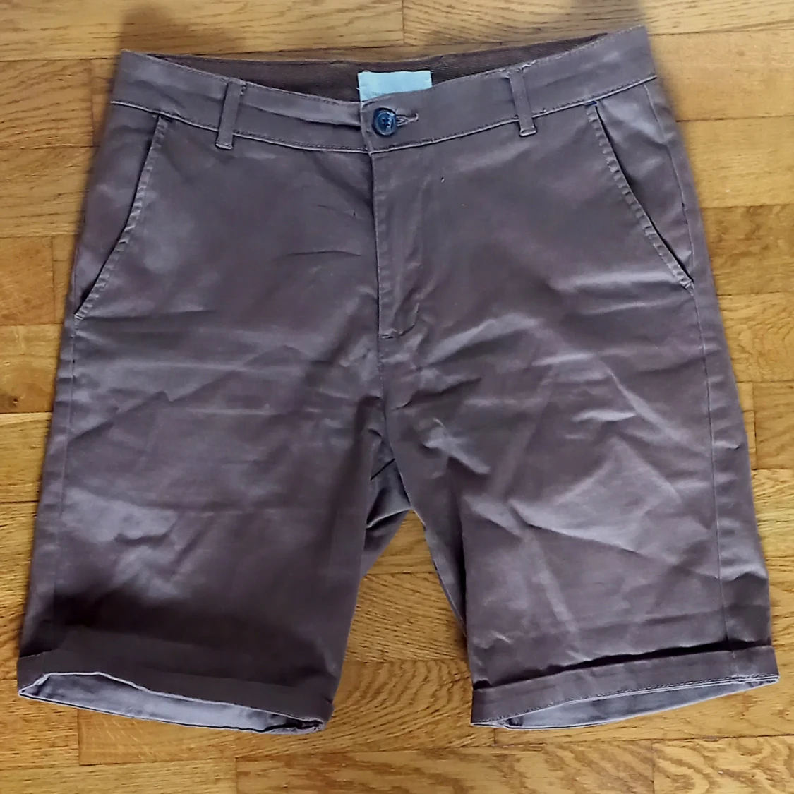 Bruna shorts från Tailored Originals