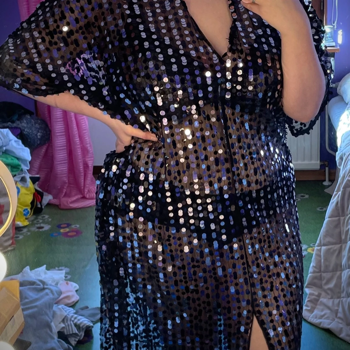 Svart paljettklänning från Lindex - 4