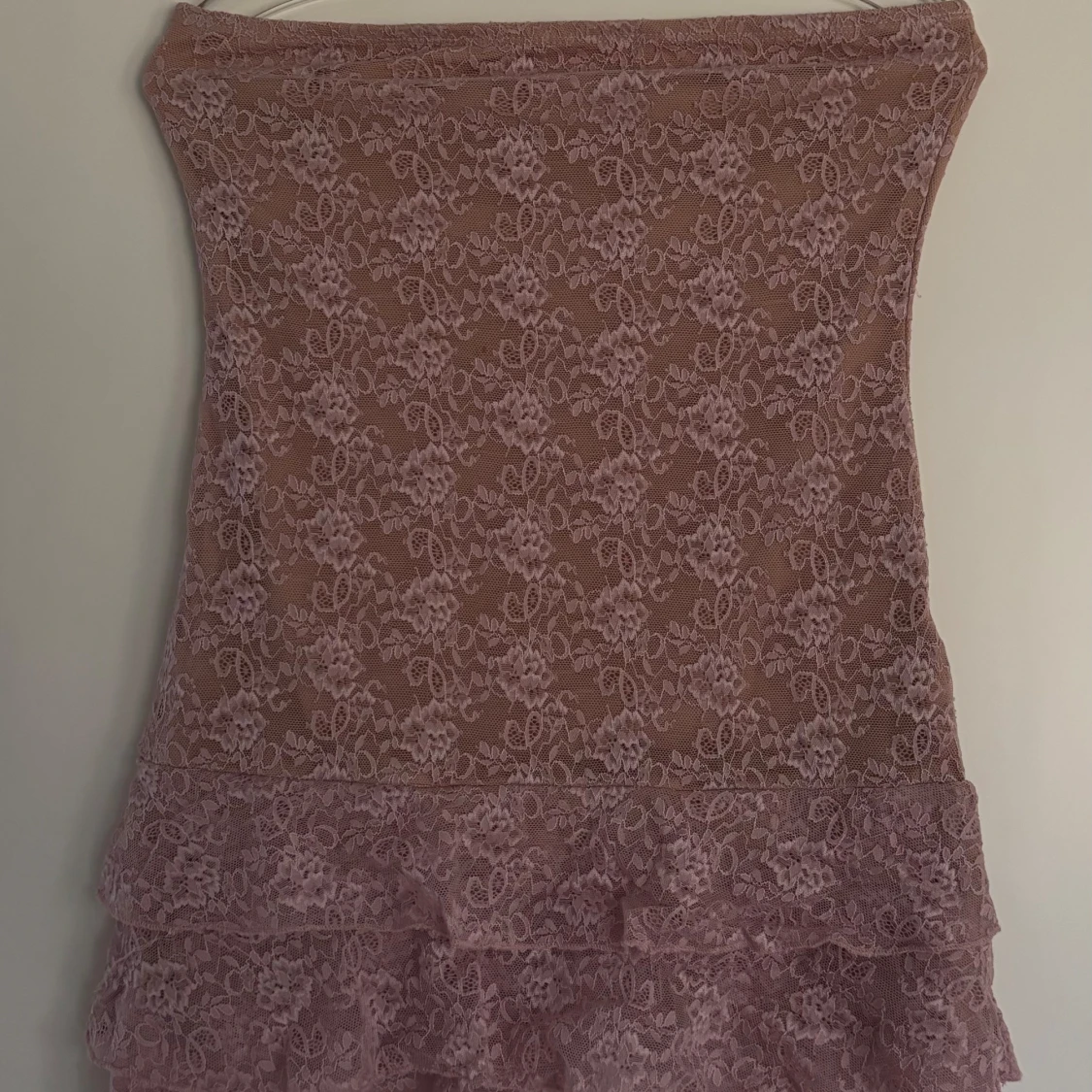 Rosa spetsklänning från edikted - 1