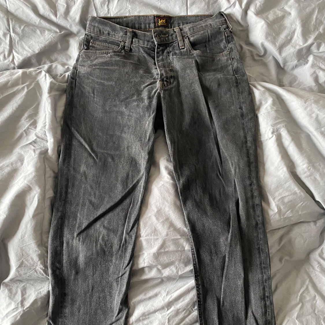 Grå jeans från Lee - 1