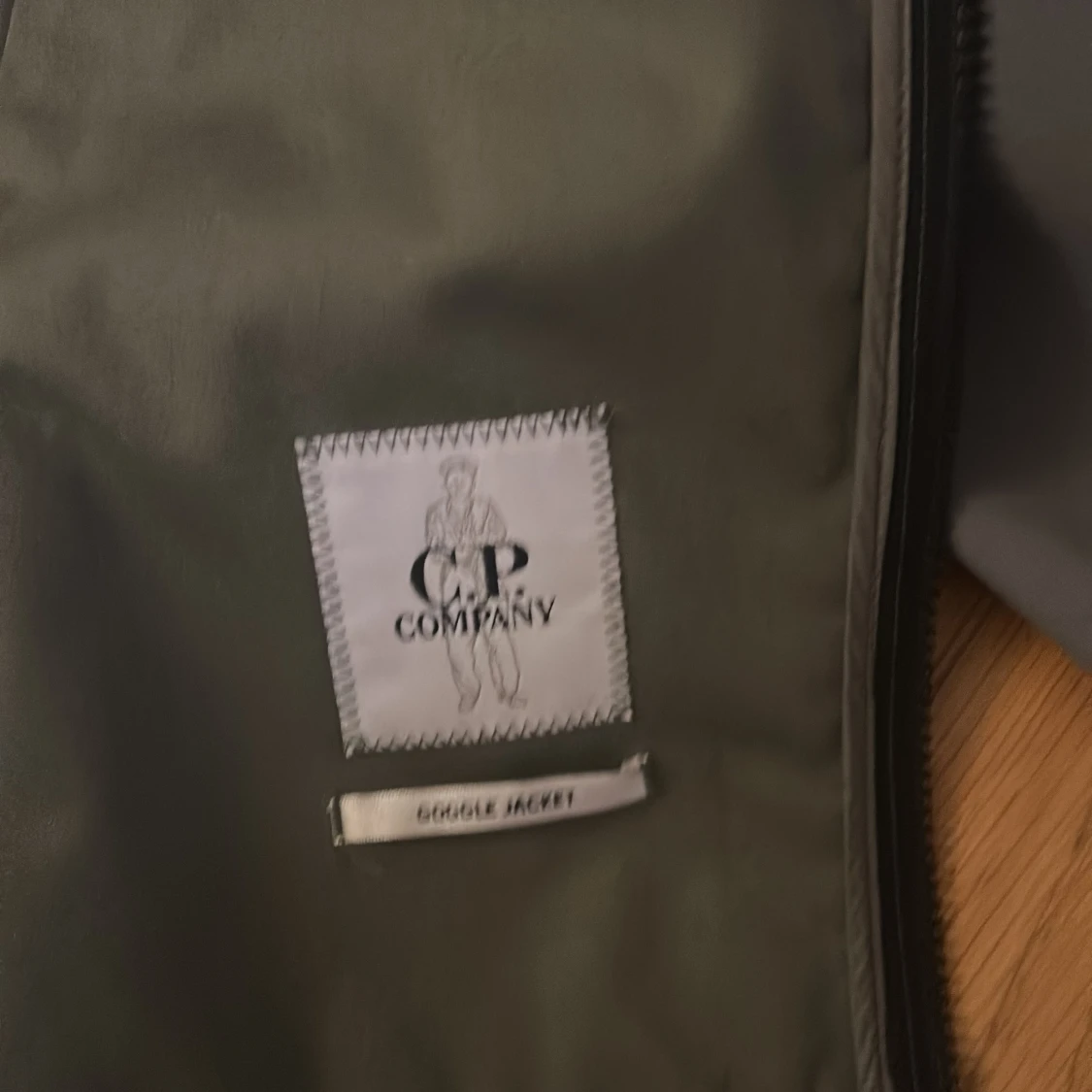 Grön vindjacka från C.P. Company - 3