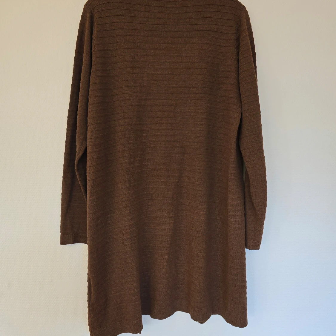 Brun ribbad kofta från Soyaconcept - 1