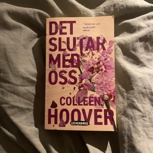 Det slutar med oss - Säljer min bok då jag läst ut den. Bra bok köp tack. Nypris 200