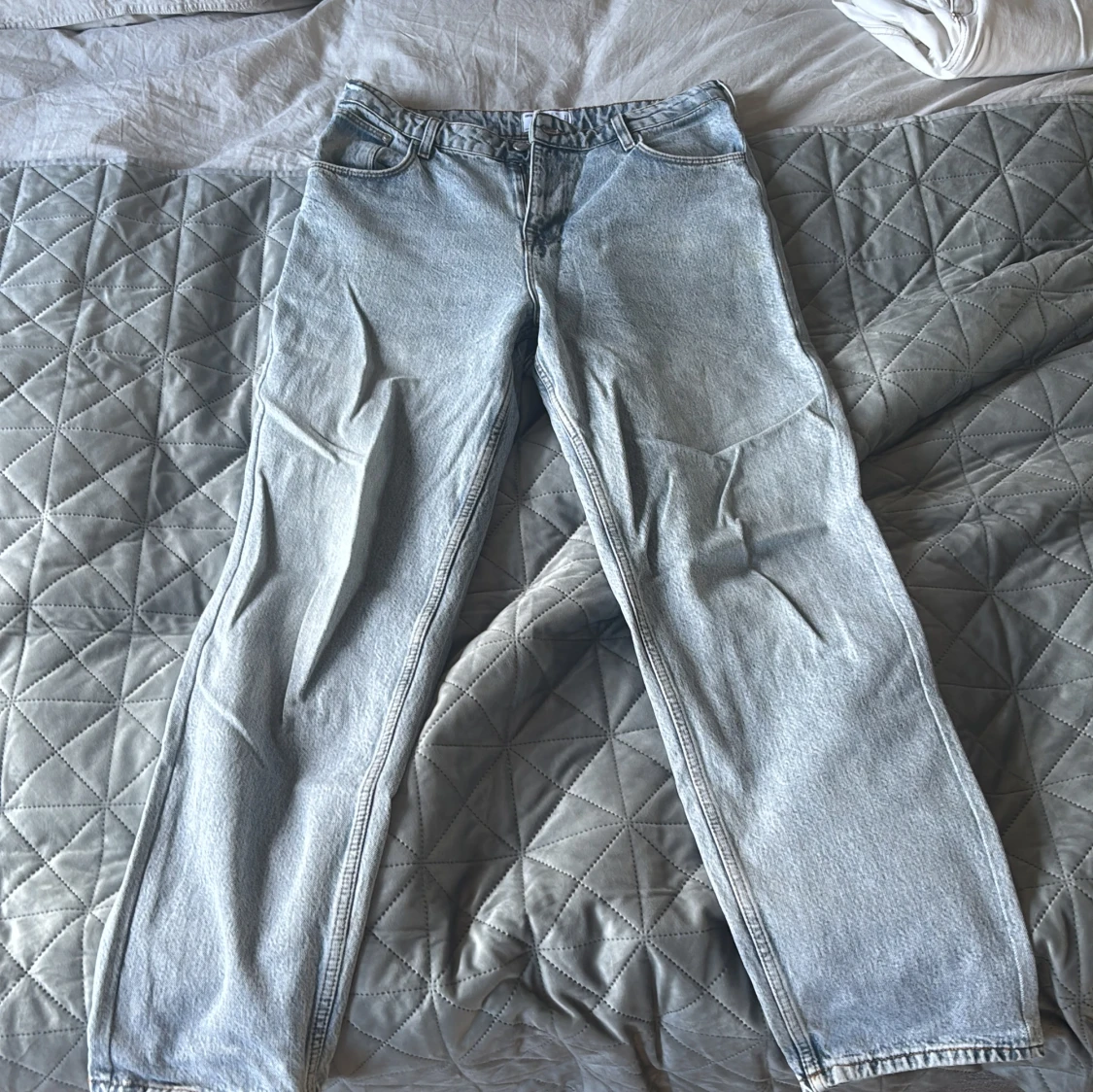 Ljusblå jeans från ASOS DESIGN