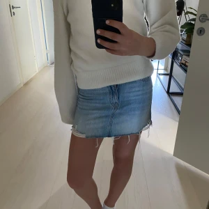 Lowwaist Ljusblå Jeansskjol - Snygg Jeansskjol från Cubus, pris kan diskuteras 🥰⭐️
