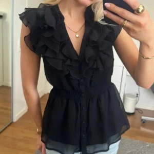 Volang blus topp - Fint skick