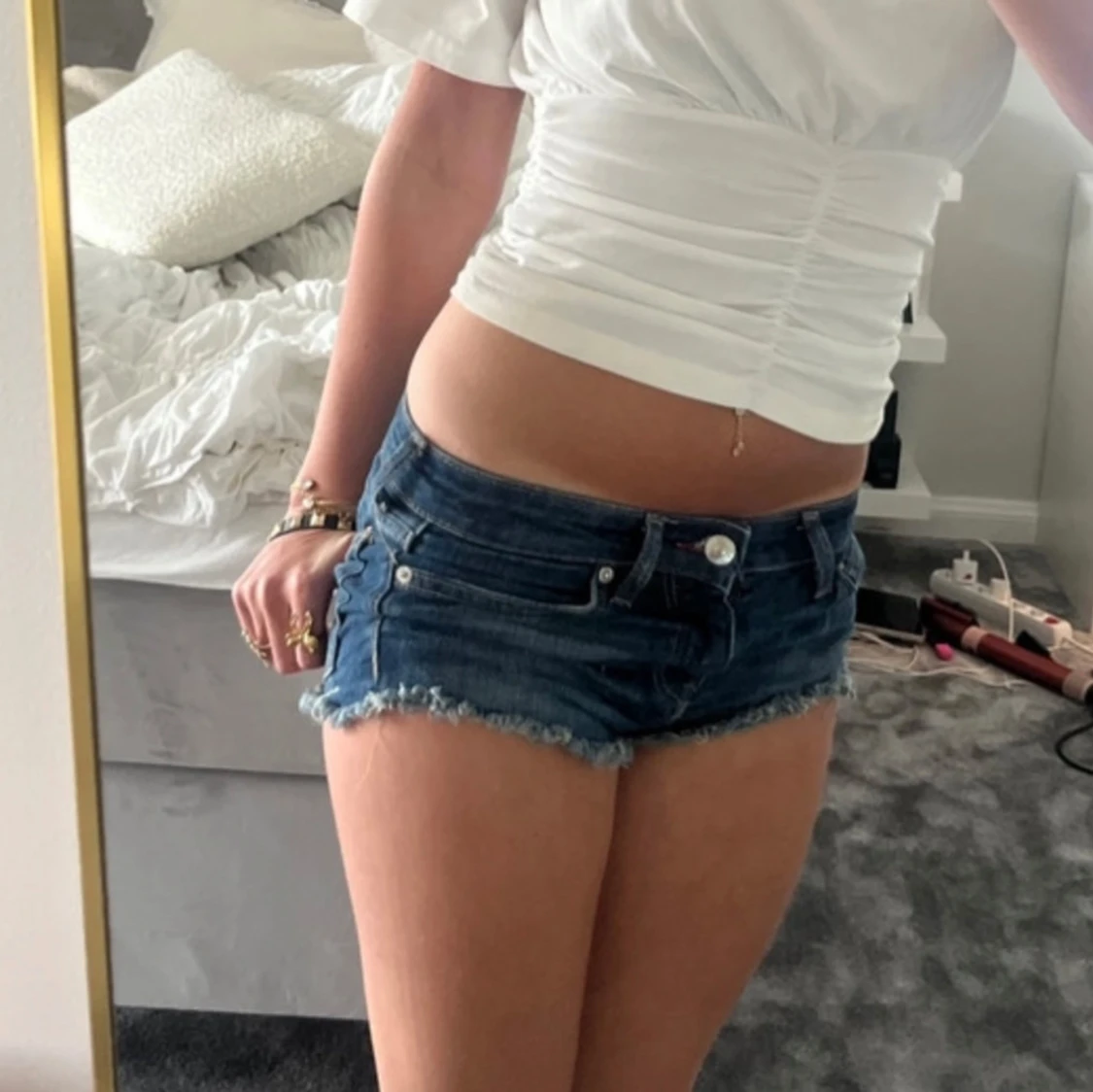 Mörkblå low waist jeansshorts - 3