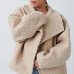 Beige teddyjacka - Mysig beige teddyjacka, köpt på Gina. 