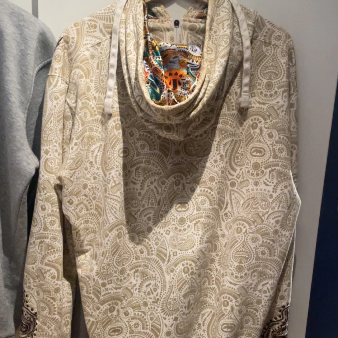 Mönstrad hoodie från Ecko Unltd - 1