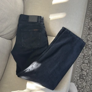Nudie jeans Rad Rufus - Nya, inhandlades för några dagar sedan. Bokstavligen använda 2 gånger. Rad rufus Black vintage W31 L32