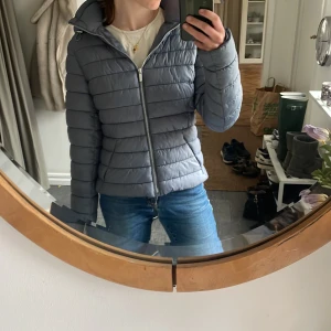 Dunjacka ljusblå - Så fin!!