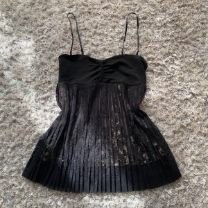 Vintage Spetstopp - Vintage spetstopp från mango i fint skick! 