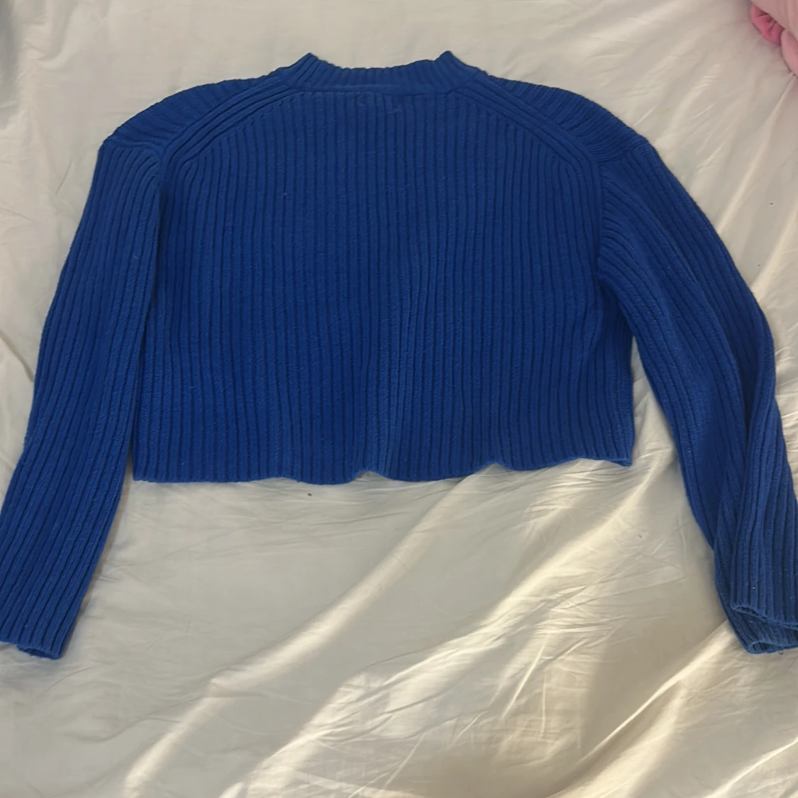 Blå stickad tröja - 2