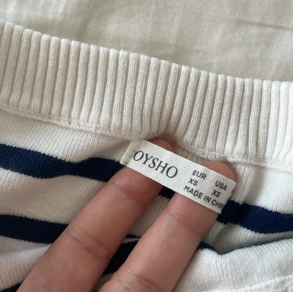 Randig stickad linnetopp från Oysho - 3