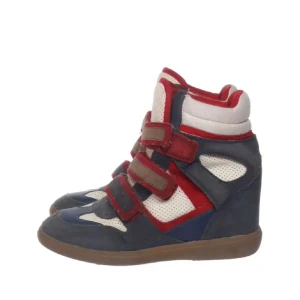 Marant liknande skor! - Säljer mina älskade skor, extremt lika Isabell marant skorna bekett!🥹🥹