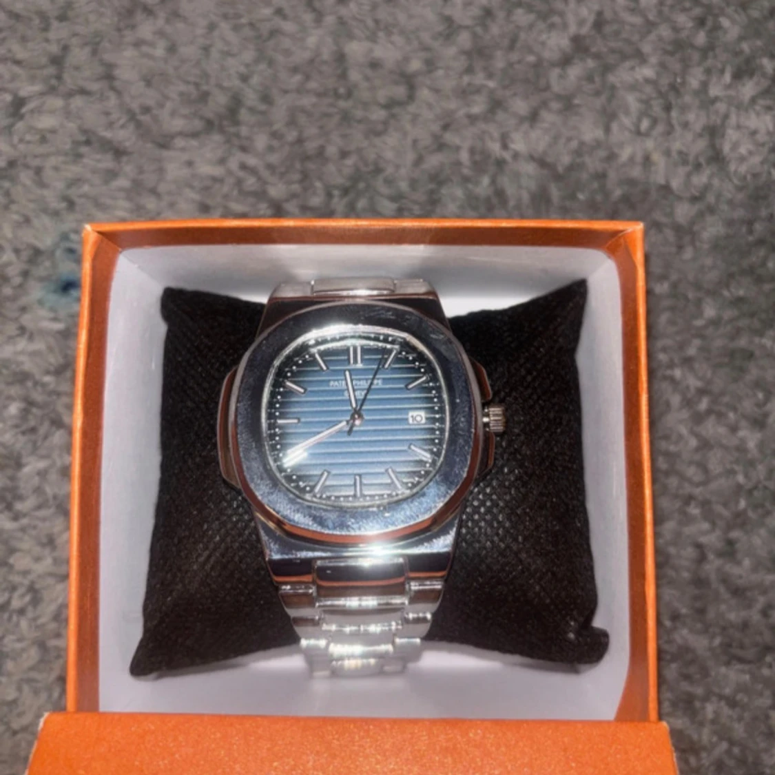 Blå silver klocka - 1