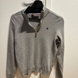 Morris Quarter Zip - MORRIS QUARTER ZIP | Nypris 2500 | Storlek XS