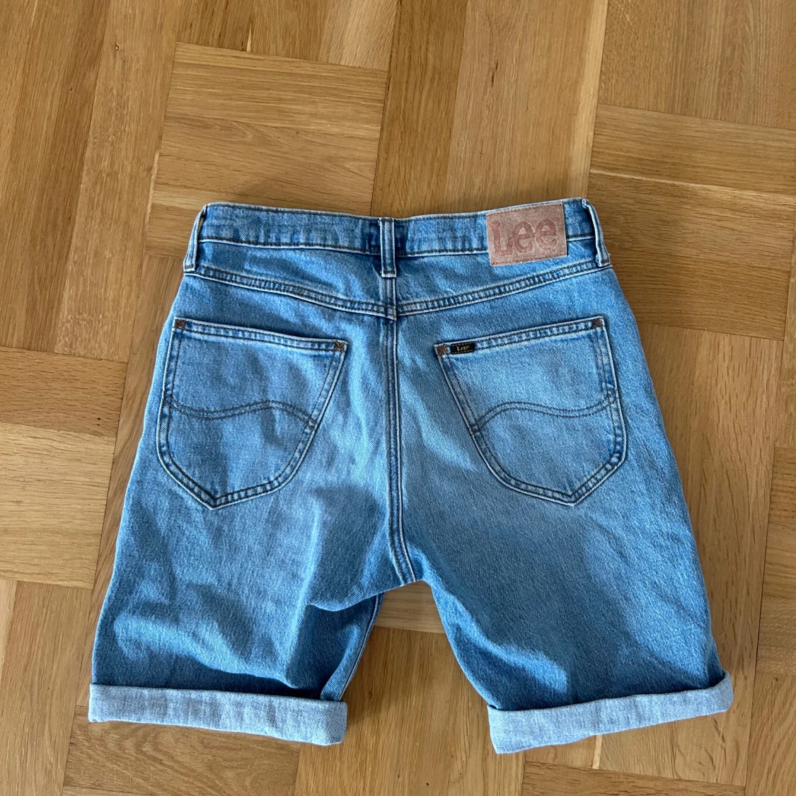 Blå jeansshorts från Lee - 1