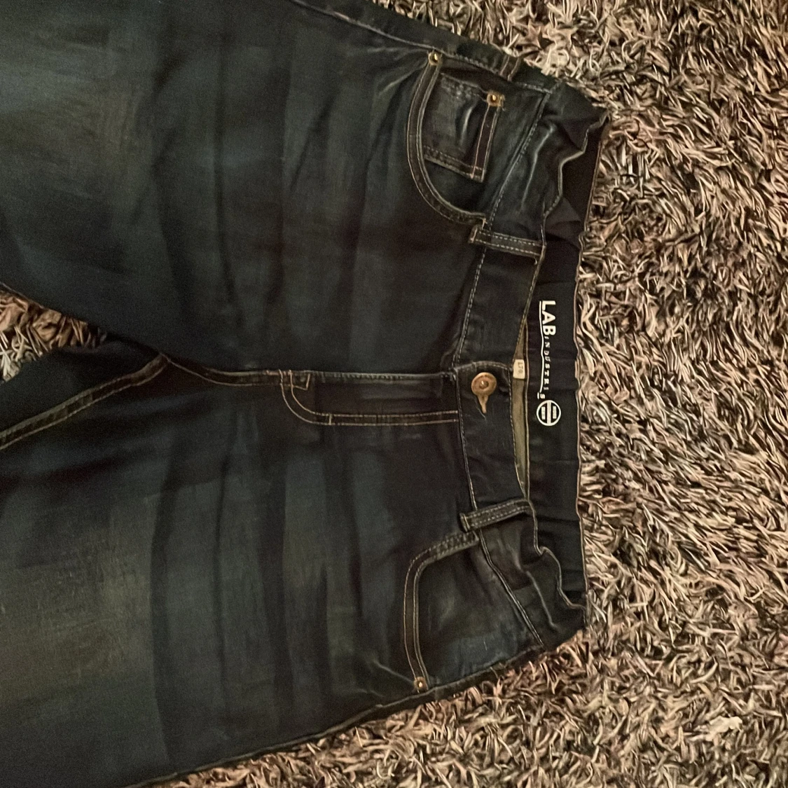 Mörkblå jeansbyxor från LAB Industries - 3