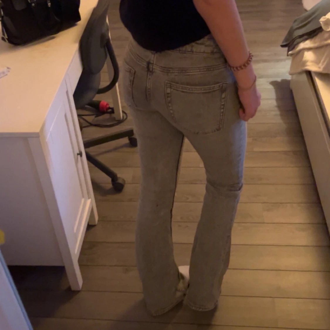 Grå bootcut jeans - 1