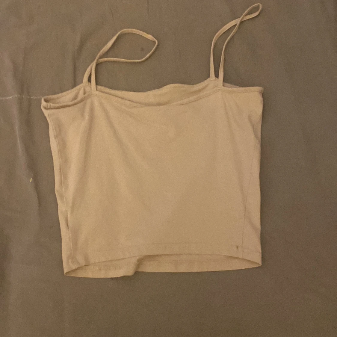 Beige linnetopp från Divided - 1