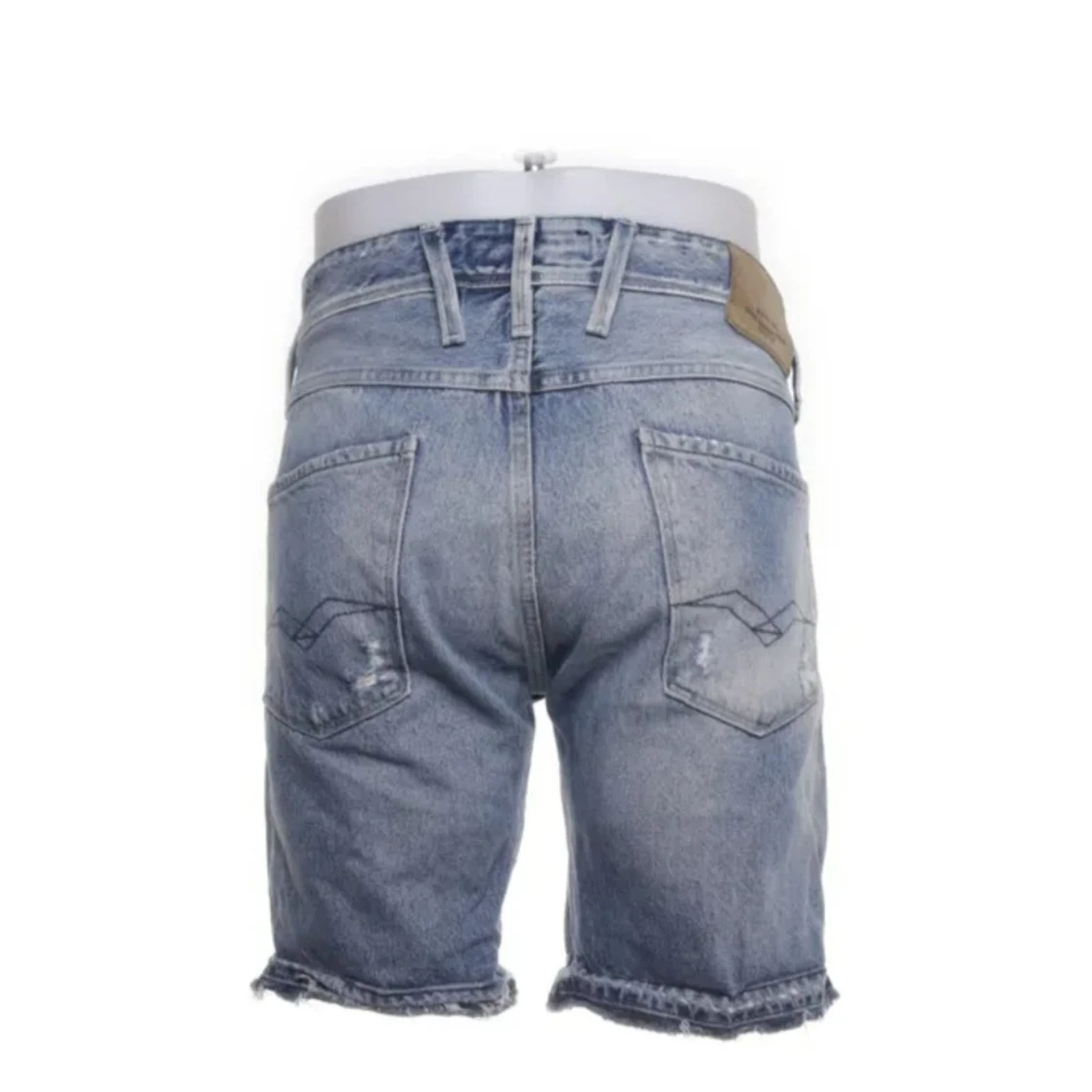 Ljusblå jeansshorts från Replay - 1