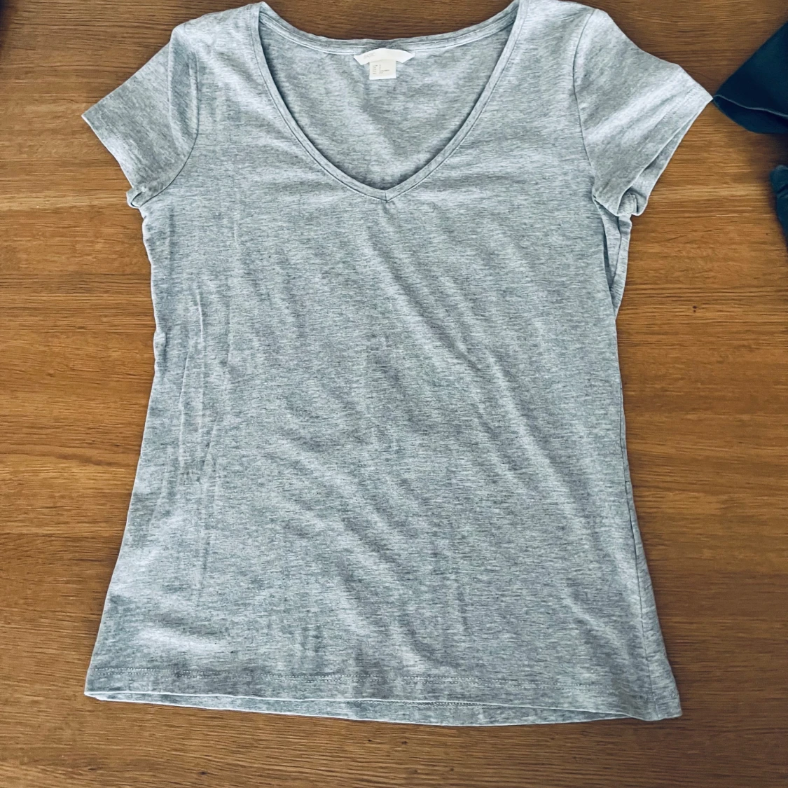 2 st T-shirts, tight modell  - 1