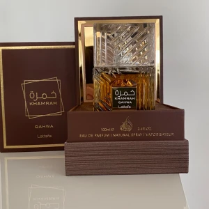 Lattafa Khamrah Qahwa 100ml - Fin doft, 100ml endast testad ett par gånger. Med låda, atomizer funkar men utbytt.