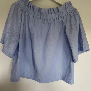 Off shoulder topp - Helt ny!
