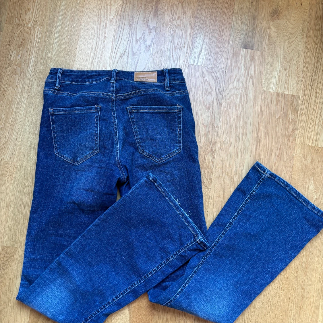 Blå jeans från Vero Moda - 1