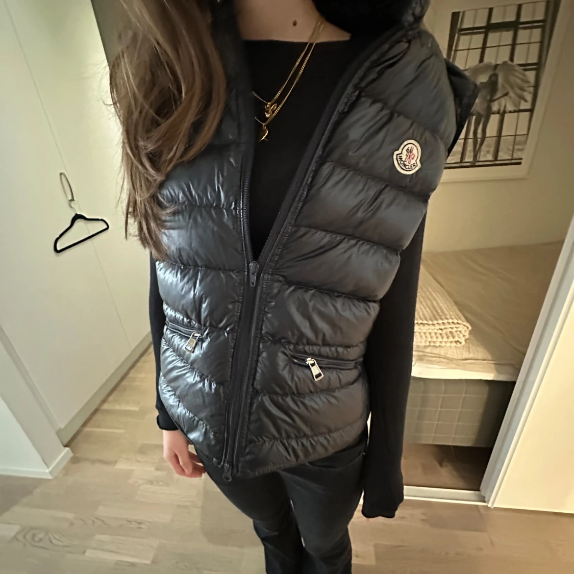 Svart dunväst från Moncler - 2