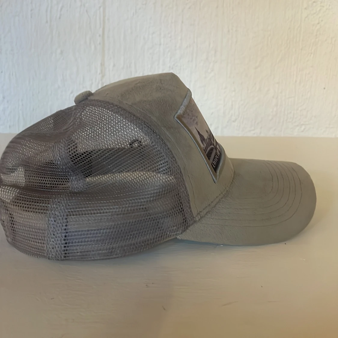 Grå keps med London-motiv från Onecap - 4