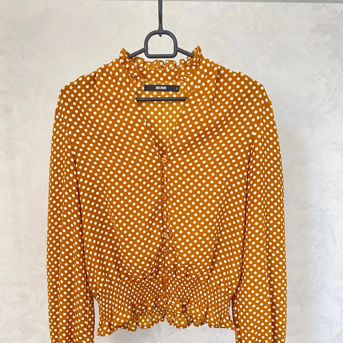 Fin senapsgul tröja