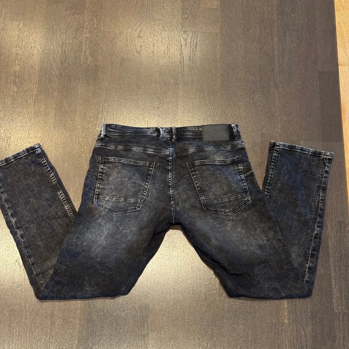 Svarta jeans från NewYorker - 1