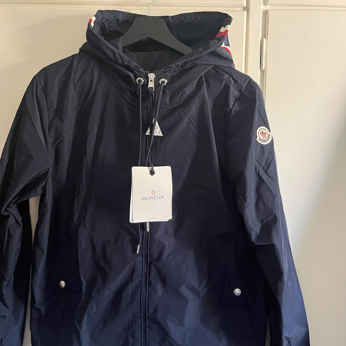 Mörkblå vindjacka från Moncler