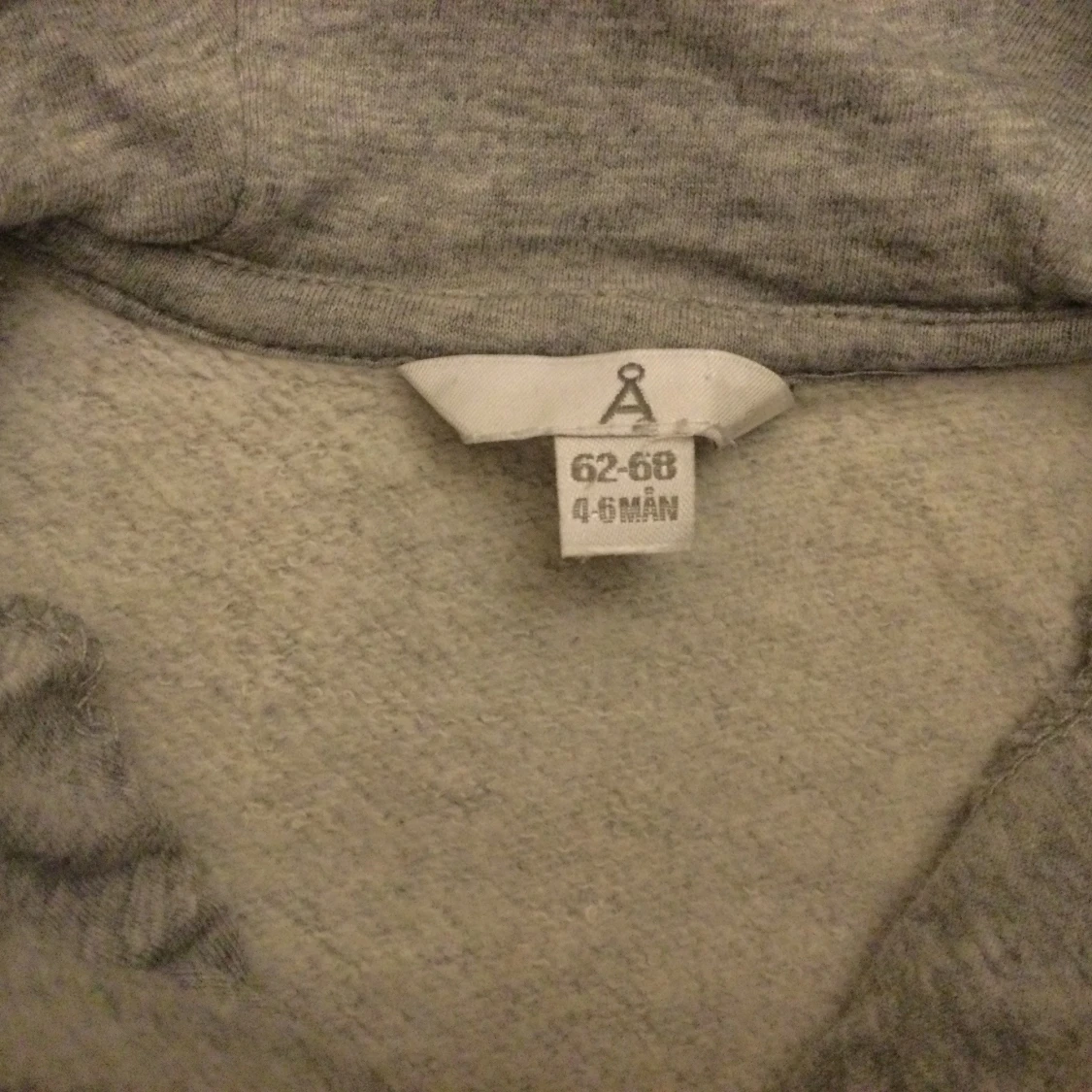 Åhléns grå hoodie, storlek 62-68 - 2