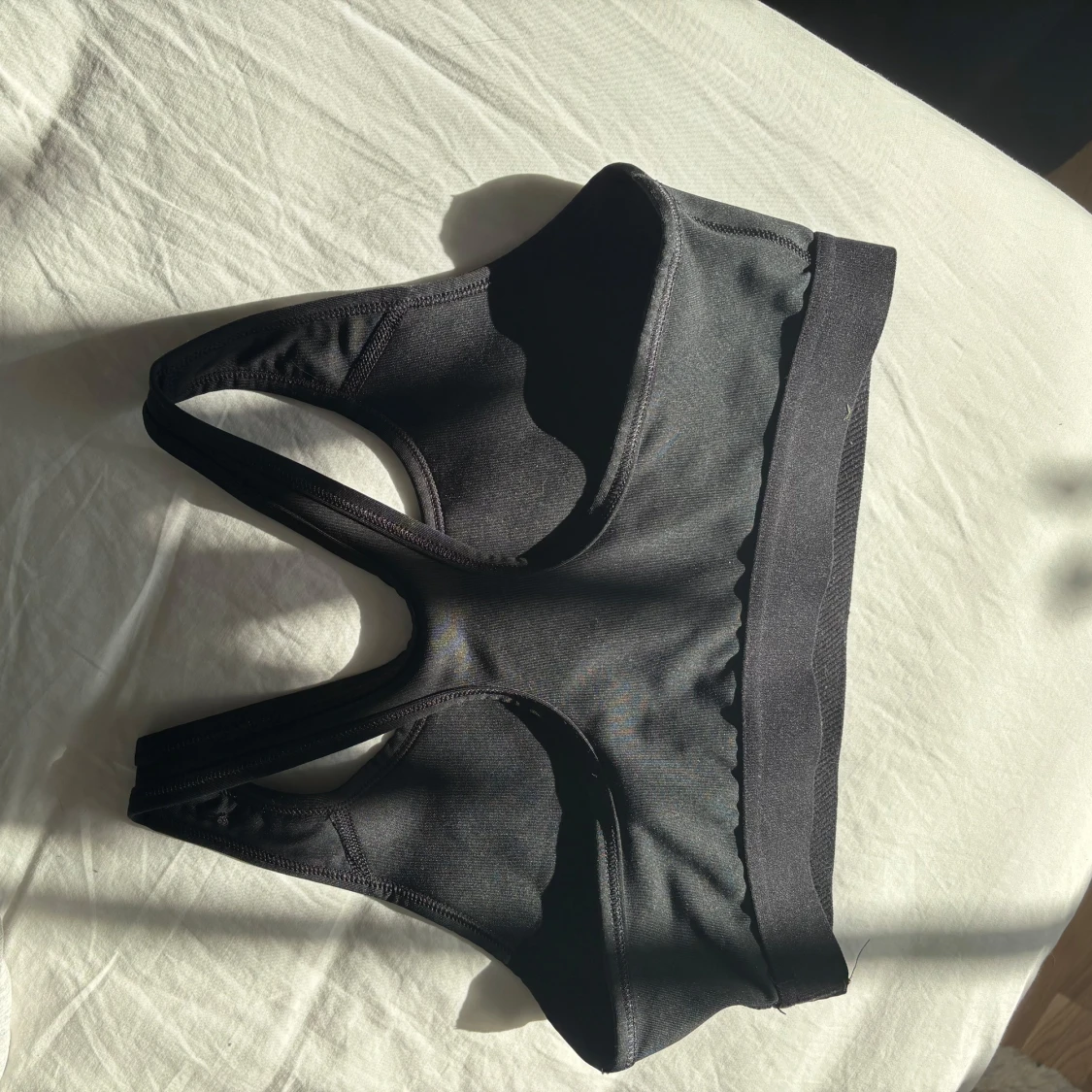 Svart sport-bh från Nike - 1